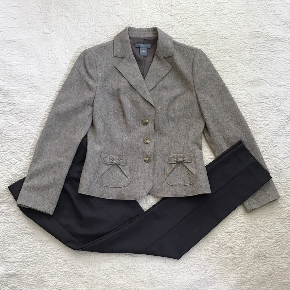 Ann Taylor Petites Blazer